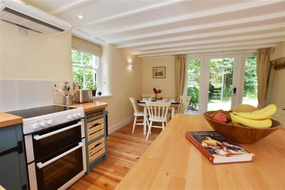Cwmbrandy Cottage Fishguard Ngoại thất bức ảnh