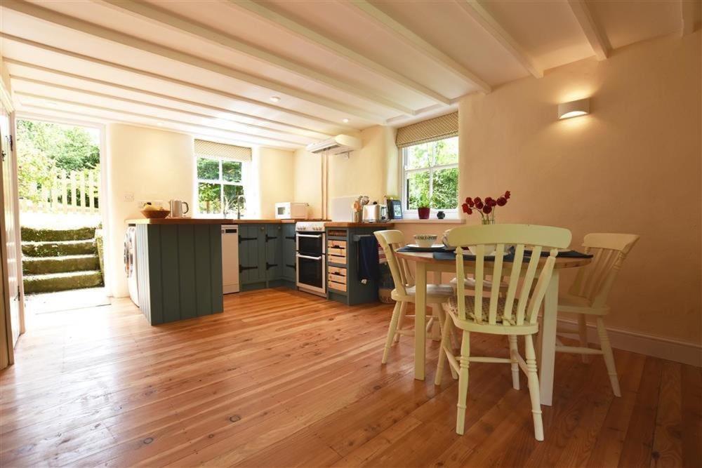 Cwmbrandy Cottage Fishguard Ngoại thất bức ảnh